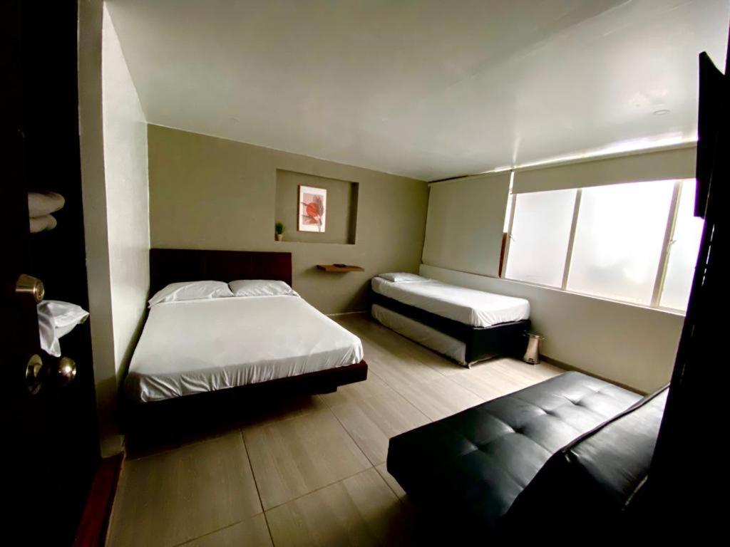 Bogota Rooms Heroes Exteriör bild