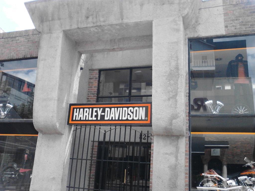 Bogota Rooms Heroes Exteriör bild